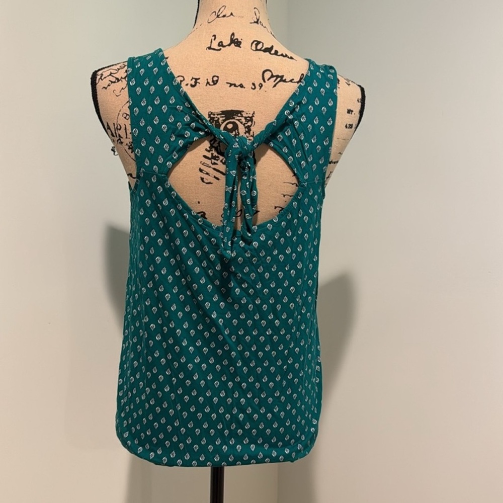 9 Piece Blouse Bundle Size Medium - image 8